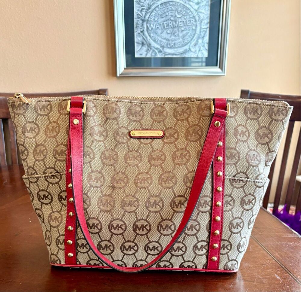 MICHAEL KORS - Jet Set Signature Studded Tote - Beige/Tan Canvas & Red Leather - Picture 11 of 11